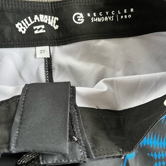 NWT Billabong Boys' Sundays Pro Boardshort, no liner, 27 waist, "Neon Night" - Picture 4 of 6